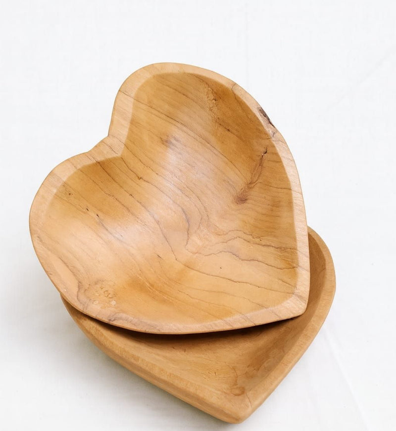 קערה מעץ דגם בצורת לב