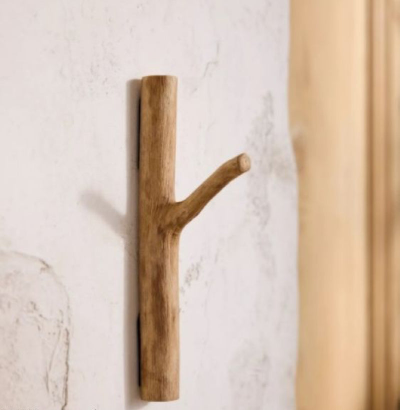 קולב בגדים מיוחד עץ טיק