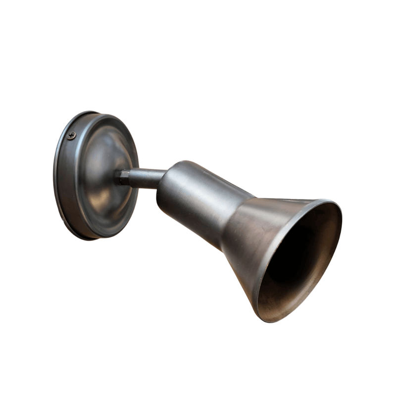 מנורת קיר JUIN-פליז