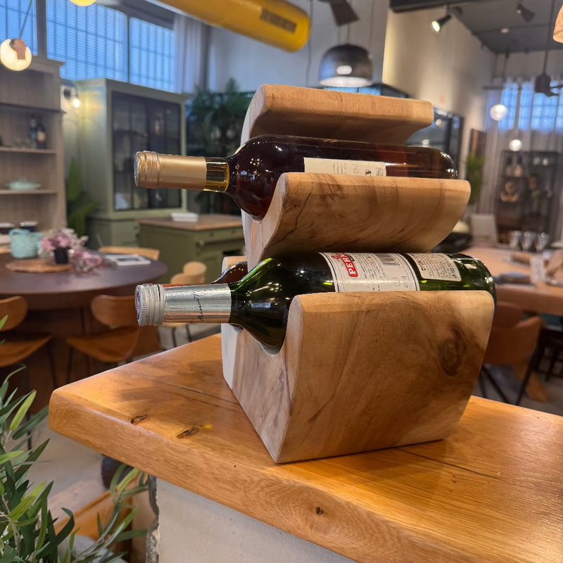 מעמד מעץ לבקבוקי יין