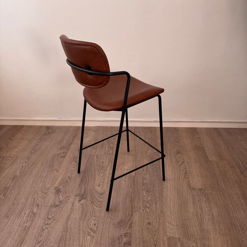 כסא בר שני מרופד קוניאק