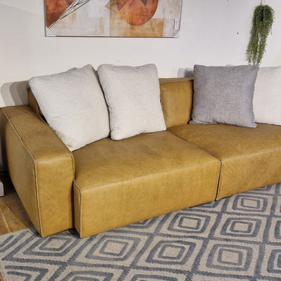 ספה תלת מושבית דגם אמריקה רוחב 256 קוניאק