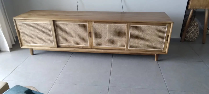 מזנון דגם אורן Hootam