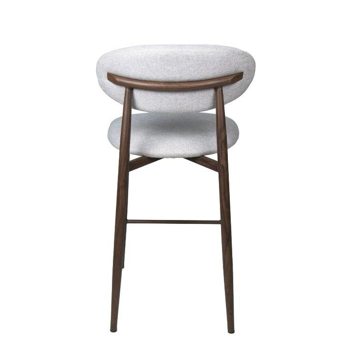 כסא בר דגם ניק גוף אלומניום בגוון אגוז מרופד בז