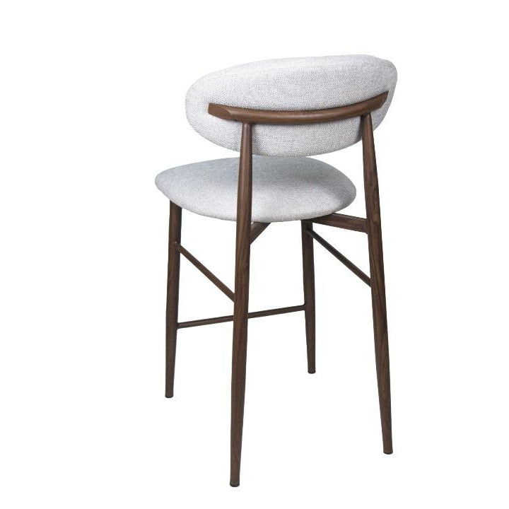 כסא בר דגם ניק גוף אלומניום בגוון אגוז מרופד בז