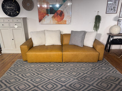 ספה תלת מושבית דגם אמריקה רוחב 256 קוניאק